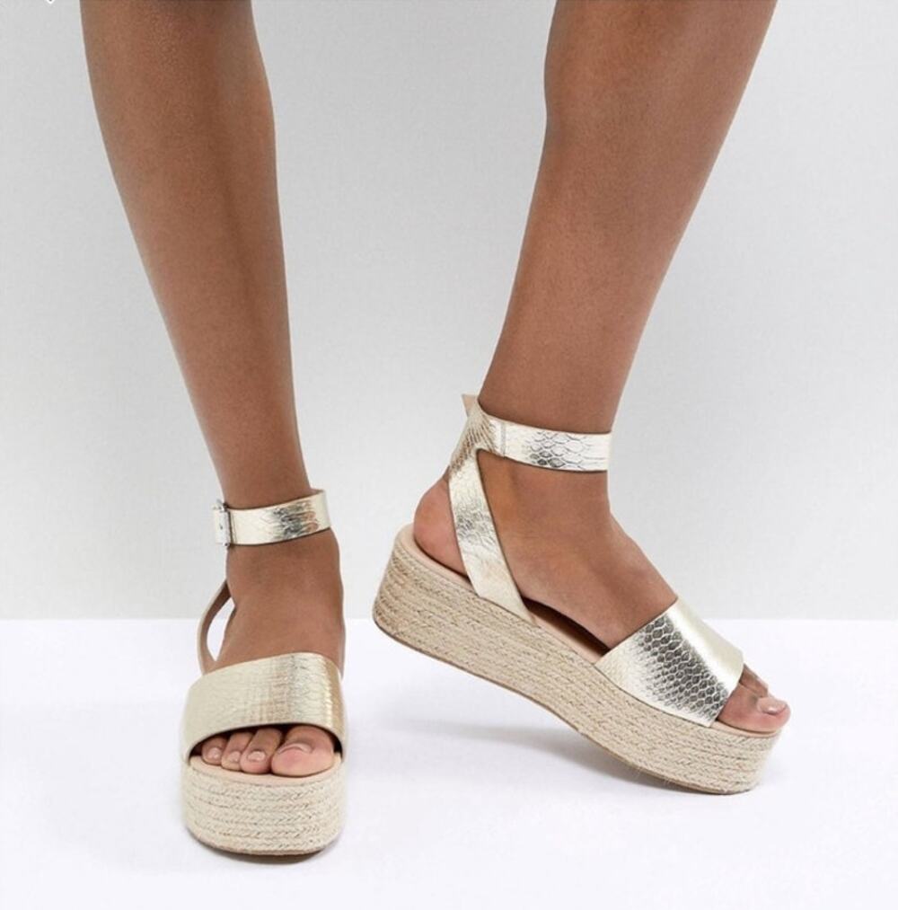 ASOS Gold Metallic Platform Strappy Sandals Sz 8